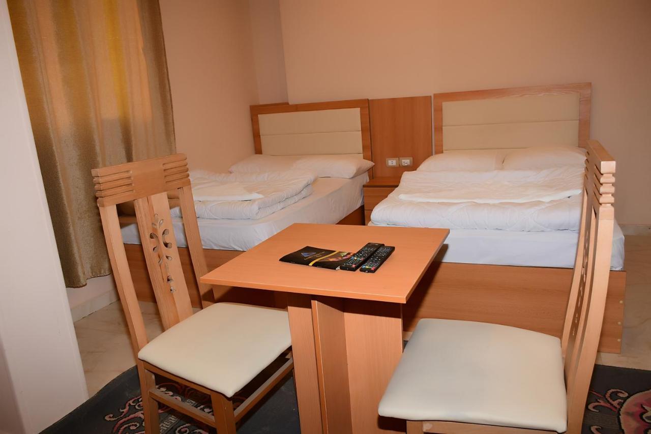 Grand Pyramids View Hotel Cairo Ngoại thất bức ảnh