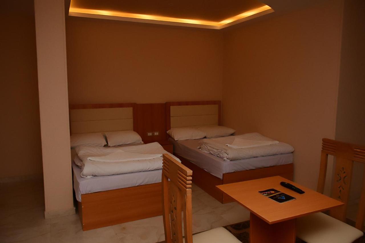 Grand Pyramids View Hotel Cairo Ngoại thất bức ảnh