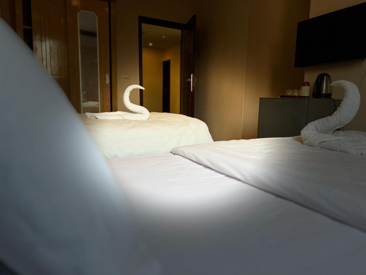 Grand Pyramids View Hotel Cairo Ngoại thất bức ảnh