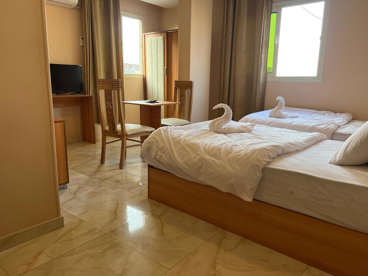 Grand Pyramids View Hotel Cairo Ngoại thất bức ảnh